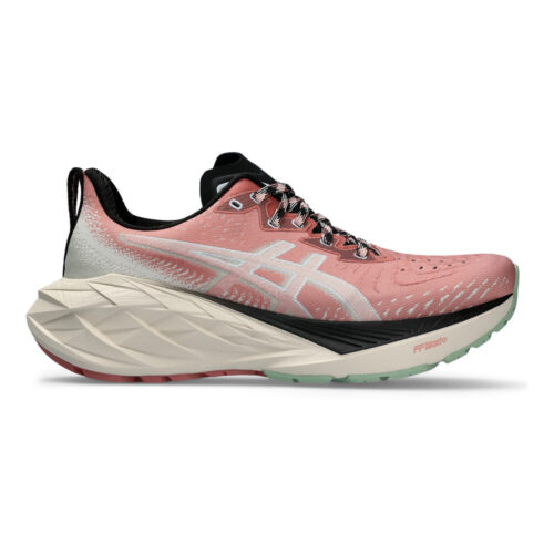 Novablast 4 TR Neutral Running Shoe Women